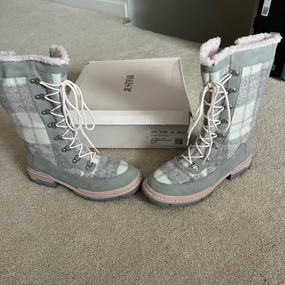 JustFab Plaid Gray and Pink Winter Boots